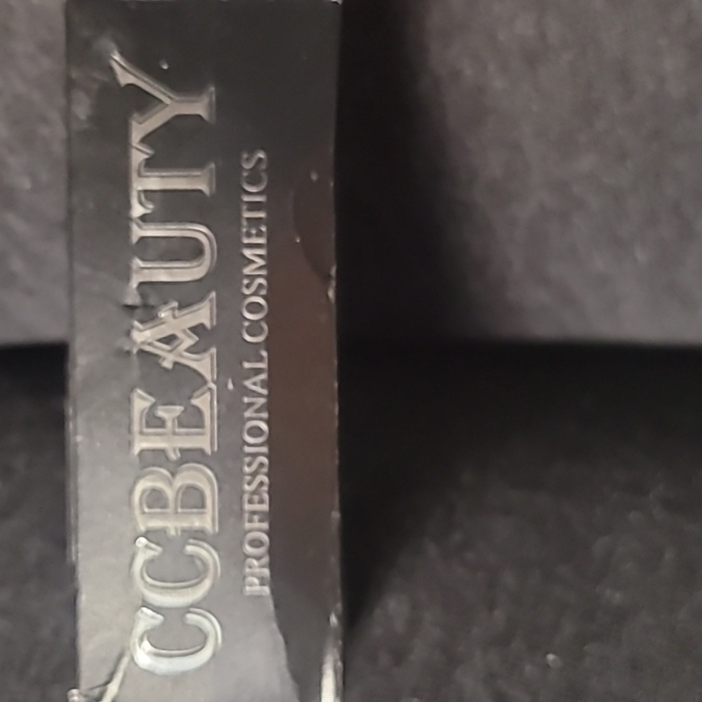 ccbeauty face and body paint .